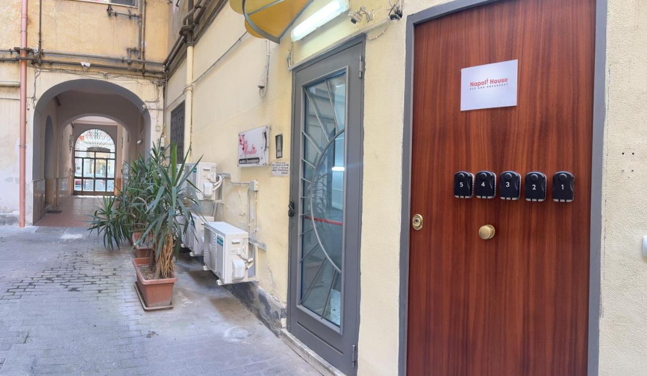 B&B Napoli House Екстер'єр фото